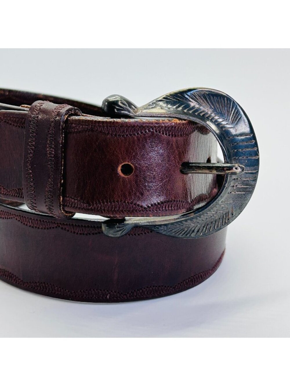 Jennifer Graham Women's Size M Brown Leather Belt Western  1.5" Ornate Buckle
